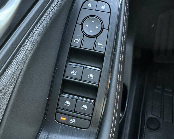 Серый Ниссан Rogue, объемом двигателя 1.48 л и пробегом 30 тыс. км за 22350 $, фото 32 на Automoto.ua