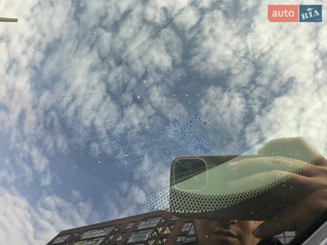 Сірий Ніссан Rogue, об'ємом двигуна 1.5 л та пробігом 72 тис. км за 22500 $, фото 25 на Automoto.ua