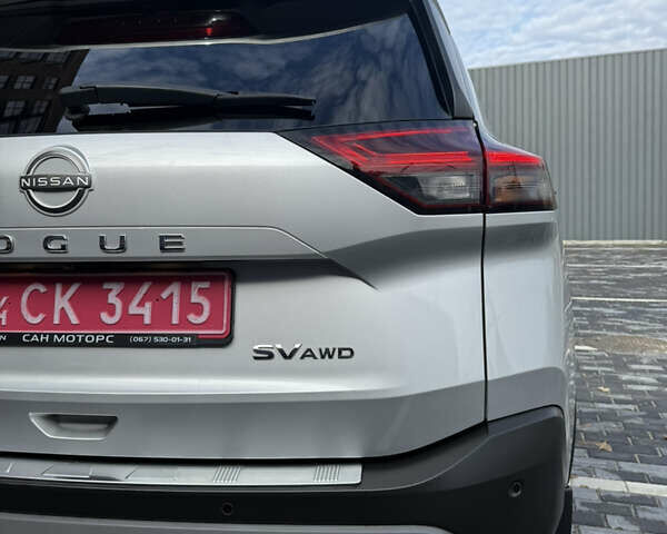 Сірий Ніссан Rogue, об'ємом двигуна 1.5 л та пробігом 72 тис. км за 22500 $, фото 16 на Automoto.ua
