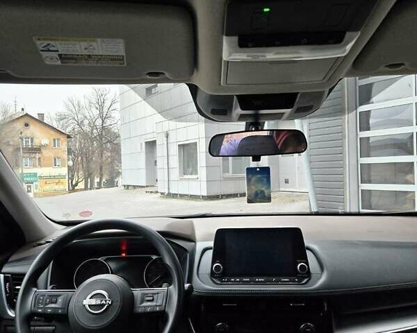 Серый Ниссан Rogue, объемом двигателя 1.5 л и пробегом 40 тыс. км за 18499 $, фото 49 на Automoto.ua