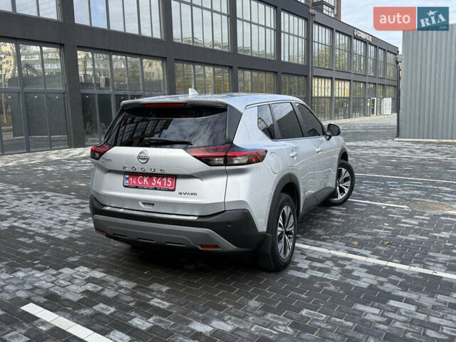 Сірий Ніссан Rogue, об'ємом двигуна 1.5 л та пробігом 72 тис. км за 22500 $, фото 6 на Automoto.ua