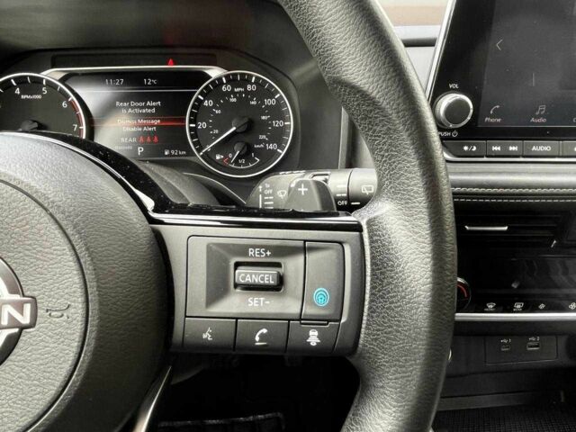 Сірий Ніссан Rogue, об'ємом двигуна 1.5 л та пробігом 449 тис. км за 22500 $, фото 20 на Automoto.ua