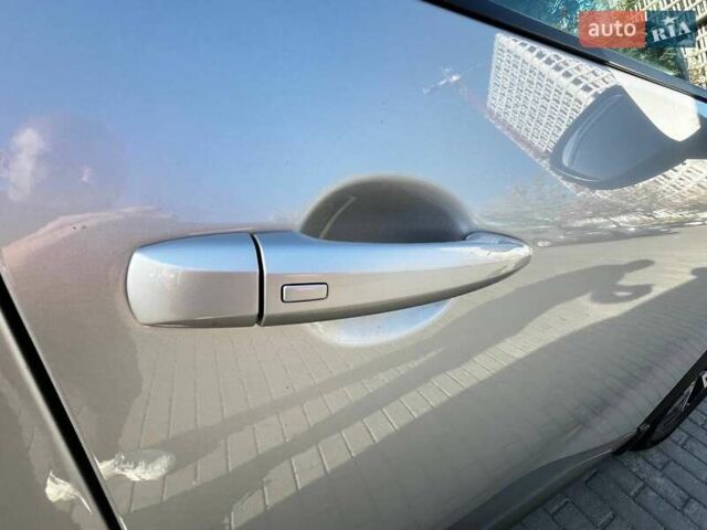 Серый Ниссан Rogue, объемом двигателя 1.5 л и пробегом 111 тыс. км за 23500 $, фото 16 на Automoto.ua