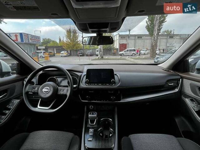 Сірий Ніссан Rogue, об'ємом двигуна 2.39 л та пробігом 109 тис. км за 22500 $, фото 16 на Automoto.ua