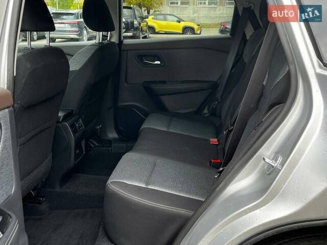Сірий Ніссан Rogue, об'ємом двигуна 2.39 л та пробігом 109 тис. км за 22500 $, фото 11 на Automoto.ua