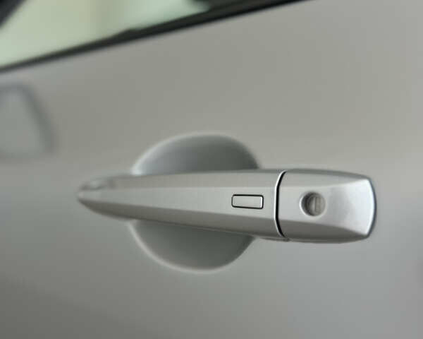 Сірий Ніссан Rogue, об'ємом двигуна 1.5 л та пробігом 62 тис. км за 22000 $, фото 51 на Automoto.ua