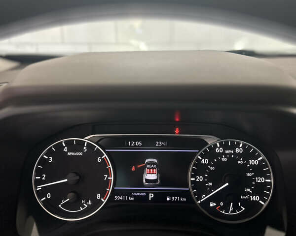 Сірий Ніссан Rogue, об'ємом двигуна 1.5 л та пробігом 62 тис. км за 22000 $, фото 71 на Automoto.ua