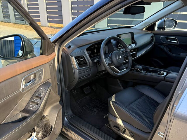 Серый Ниссан Rogue, объемом двигателя 1.5 л и пробегом 39 тыс. км за 27500 $, фото 11 на Automoto.ua