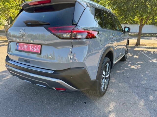 Серый Ниссан Rogue, объемом двигателя 1.5 л и пробегом 37 тыс. км за 26200 $, фото 6 на Automoto.ua