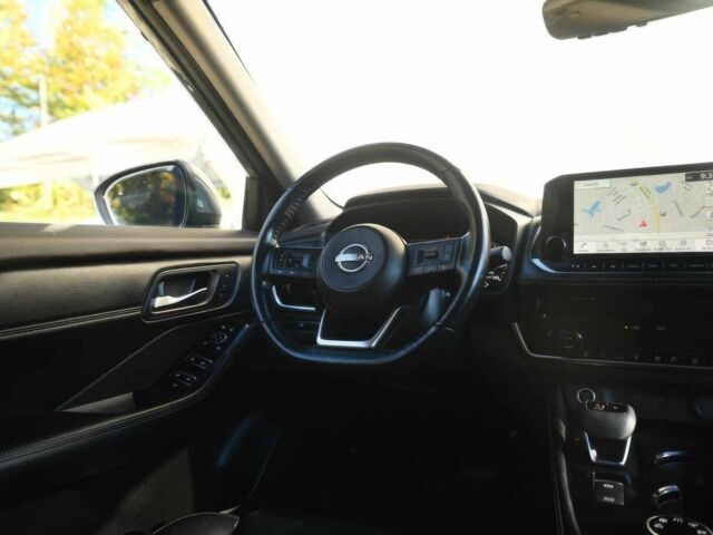 Серый Ниссан Rogue, объемом двигателя 1.5 л и пробегом 16 тыс. км за 10200 $, фото 7 на Automoto.ua