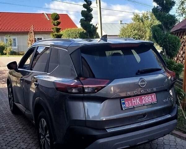 Сірий Ніссан Rogue, об'ємом двигуна 1.5 л та пробігом 76 тис. км за 20600 $, фото 1 на Automoto.ua