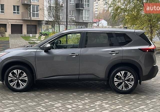 Серый Ниссан Rogue, объемом двигателя 1.5 л и пробегом 56 тыс. км за 21950 $, фото 13 на Automoto.ua