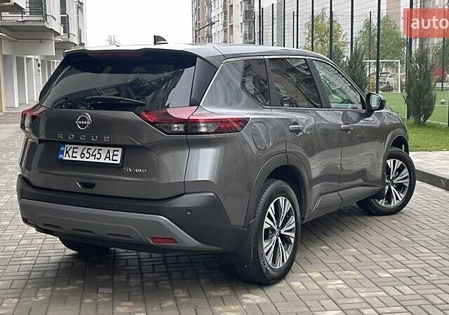 Серый Ниссан Rogue, объемом двигателя 1.5 л и пробегом 56 тыс. км за 21950 $, фото 8 на Automoto.ua