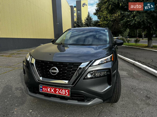 Серый Ниссан Rogue, объемом двигателя 1.5 л и пробегом 88 тыс. км за 25500 $, фото 7 на Automoto.ua