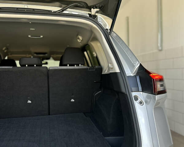 Сірий Ніссан Rogue, об'ємом двигуна 1.5 л та пробігом 62 тис. км за 22000 $, фото 43 на Automoto.ua