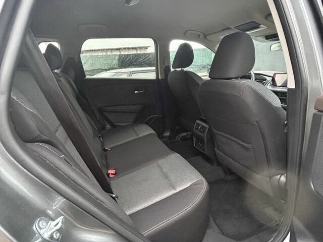 Сірий Ніссан Rogue, об'ємом двигуна 1.5 л та пробігом 82 тис. км за 22300 $, фото 8 на Automoto.ua