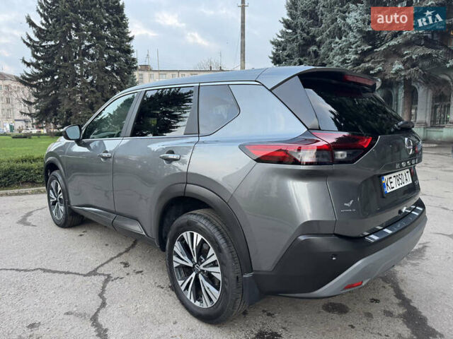Серый Ниссан Rogue, объемом двигателя 1.5 л и пробегом 19 тыс. км за 20900 $, фото 6 на Automoto.ua