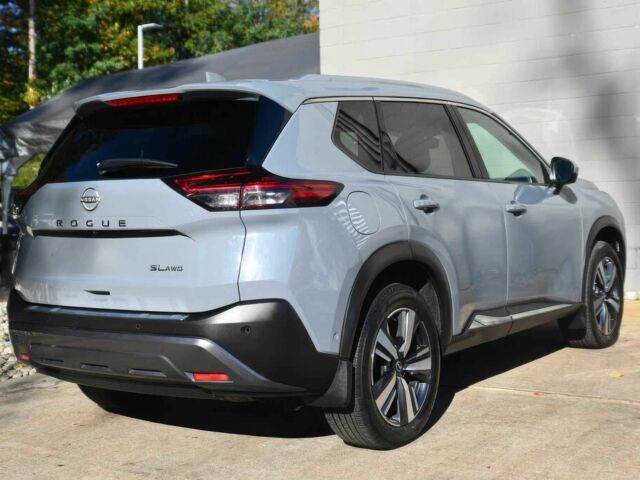 Серый Ниссан Rogue, объемом двигателя 1.5 л и пробегом 16 тыс. км за 10200 $, фото 5 на Automoto.ua