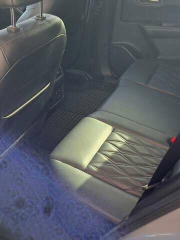 Сірий Ніссан Rogue, об'ємом двигуна 1.5 л та пробігом 45 тис. км за 28000 $, фото 5 на Automoto.ua