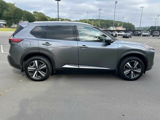 Сірий Ніссан Rogue, об'ємом двигуна 1.5 л та пробігом 19 тис. км за 12400 $, фото 7 на Automoto.ua