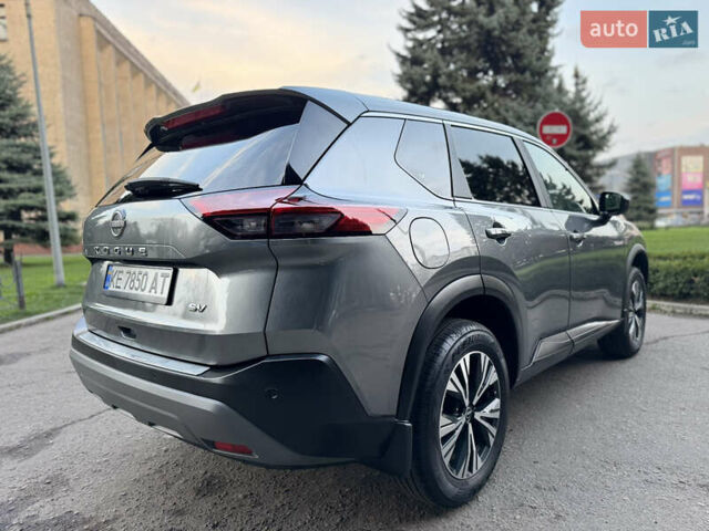 Серый Ниссан Rogue, объемом двигателя 1.5 л и пробегом 19 тыс. км за 20900 $, фото 8 на Automoto.ua