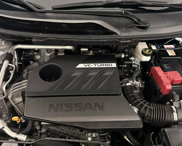 Сірий Ніссан Rogue, об'ємом двигуна 1.5 л та пробігом 62 тис. км за 22000 $, фото 74 на Automoto.ua