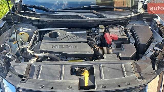 Сірий Ніссан Rogue, об'ємом двигуна 1.5 л та пробігом 45 тис. км за 28000 $, фото 9 на Automoto.ua