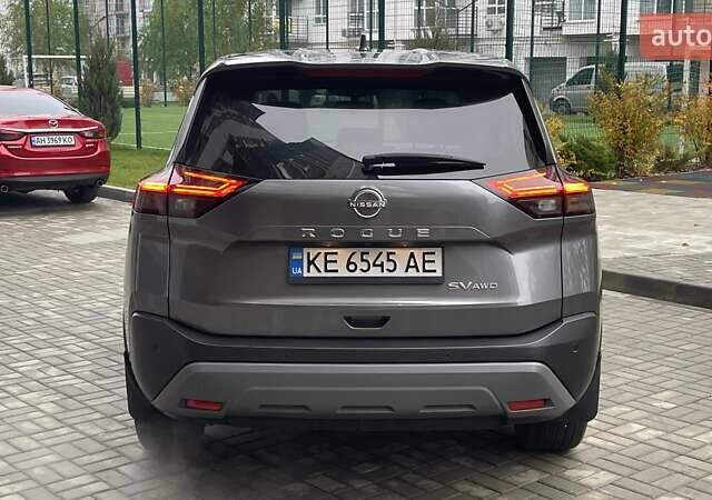 Серый Ниссан Rogue, объемом двигателя 1.5 л и пробегом 56 тыс. км за 21950 $, фото 9 на Automoto.ua