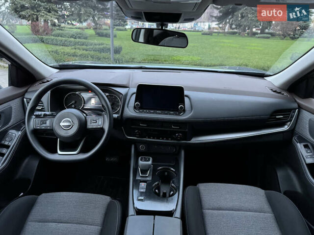 Серый Ниссан Rogue, объемом двигателя 1.5 л и пробегом 19 тыс. км за 20900 $, фото 14 на Automoto.ua