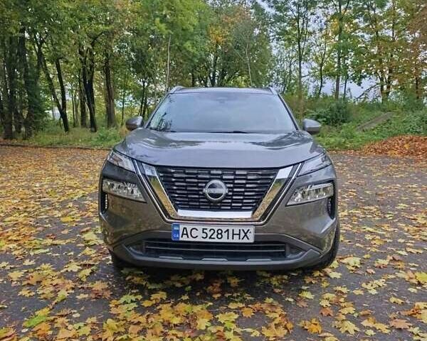 Сірий Ніссан Rogue, об'ємом двигуна 1.5 л та пробігом 76 тис. км за 20600 $, фото 4 на Automoto.ua