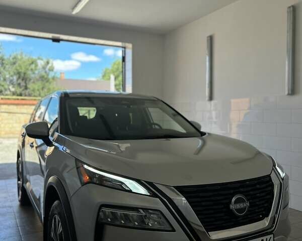 Сірий Ніссан Rogue, об'ємом двигуна 1.5 л та пробігом 62 тис. км за 22000 $, фото 41 на Automoto.ua