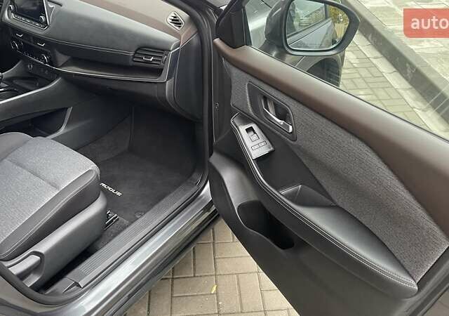 Серый Ниссан Rogue, объемом двигателя 1.5 л и пробегом 56 тыс. км за 21950 $, фото 28 на Automoto.ua