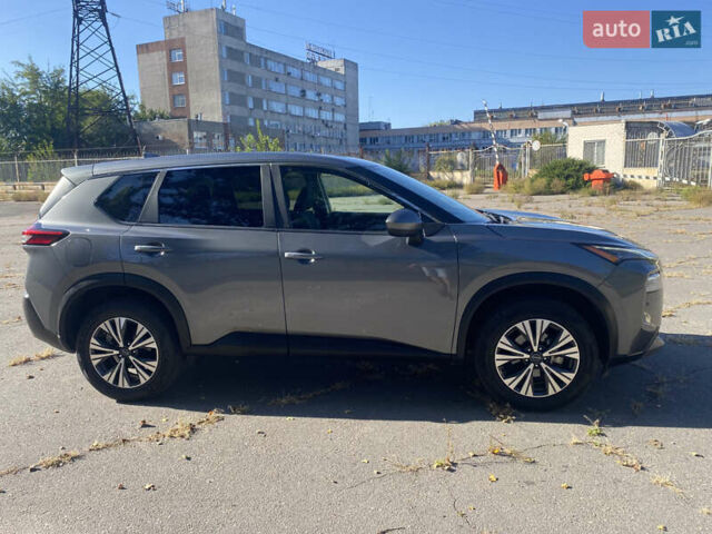 Серый Ниссан Rogue, объемом двигателя 1.5 л и пробегом 91 тыс. км за 22900 $, фото 4 на Automoto.ua