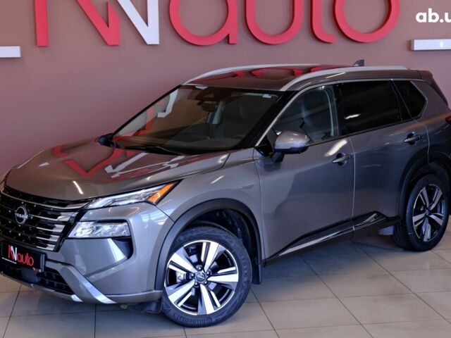 Серый Ниссан Rogue, объемом двигателя 1.5 л и пробегом 46 тыс. км за 24900 $, фото 1 на Automoto.ua