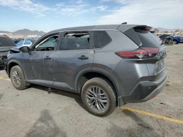 Серый Ниссан Rogue, объемом двигателя 1.5 л и пробегом 26 тыс. км за 14300 $, фото 3 на Automoto.ua