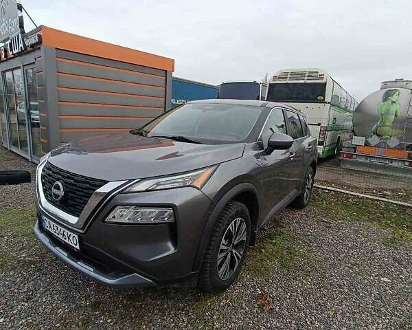 Серый Ниссан Rogue, объемом двигателя 1.5 л и пробегом 73 тыс. км за 19900 $, фото 15 на Automoto.ua