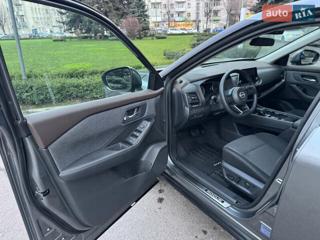 Серый Ниссан Rogue, объемом двигателя 1.5 л и пробегом 19 тыс. км за 20900 $, фото 9 на Automoto.ua