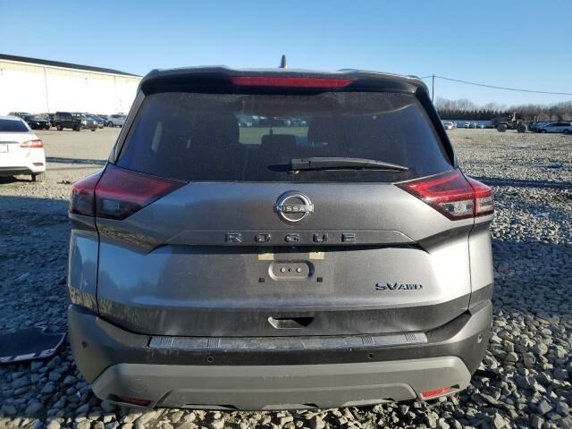 Сірий Ніссан Rogue, об'ємом двигуна 1.5 л та пробігом 238 тис. км за 15000 $, фото 4 на Automoto.ua