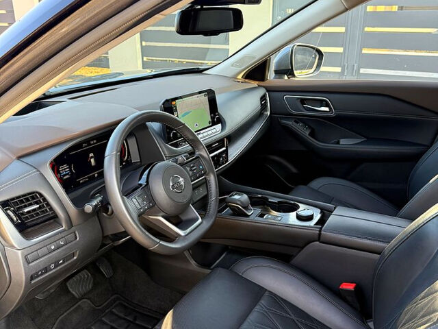 Серый Ниссан Rogue, объемом двигателя 1.5 л и пробегом 39 тыс. км за 27500 $, фото 8 на Automoto.ua