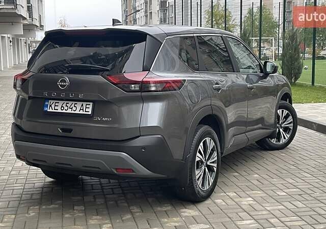 Серый Ниссан Rogue, объемом двигателя 1.5 л и пробегом 56 тыс. км за 21950 $, фото 7 на Automoto.ua