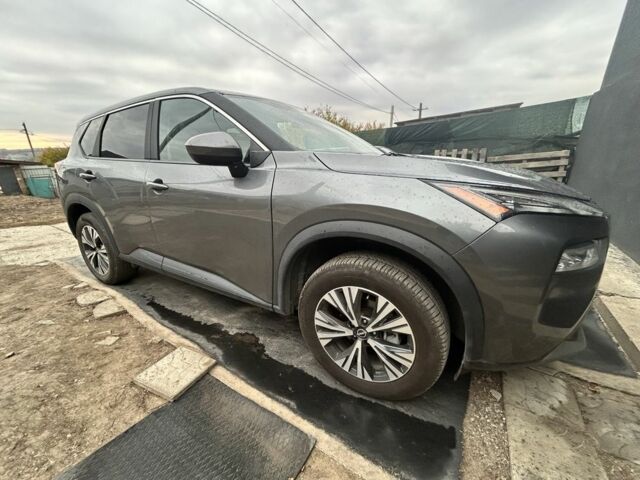 Сірий Ніссан Rogue, об'ємом двигуна 1.5 л та пробігом 82 тис. км за 22300 $, фото 1 на Automoto.ua