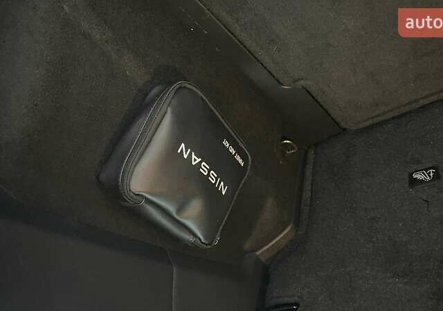 Серый Ниссан Rogue, объемом двигателя 1.5 л и пробегом 56 тыс. км за 21950 $, фото 43 на Automoto.ua