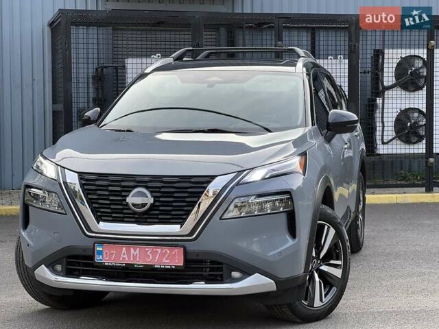 Серый Ниссан Rogue, объемом двигателя 1.5 л и пробегом 80 тыс. км за 29399 $, фото 7 на Automoto.ua