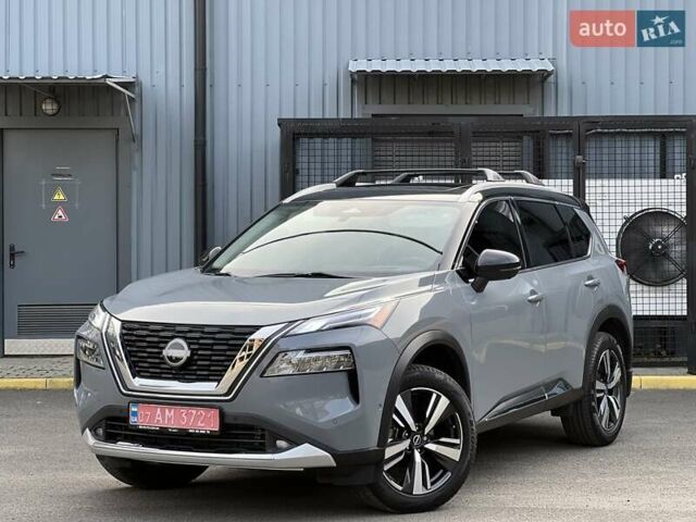 Серый Ниссан Rogue, объемом двигателя 1.5 л и пробегом 80 тыс. км за 29399 $, фото 5 на Automoto.ua