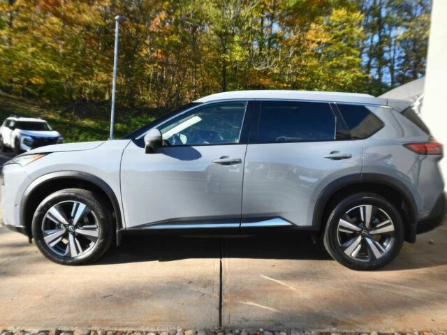 Серый Ниссан Rogue, объемом двигателя 1.5 л и пробегом 16 тыс. км за 10200 $, фото 2 на Automoto.ua