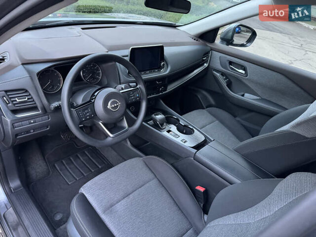 Серый Ниссан Rogue, объемом двигателя 1.5 л и пробегом 19 тыс. км за 20900 $, фото 11 на Automoto.ua