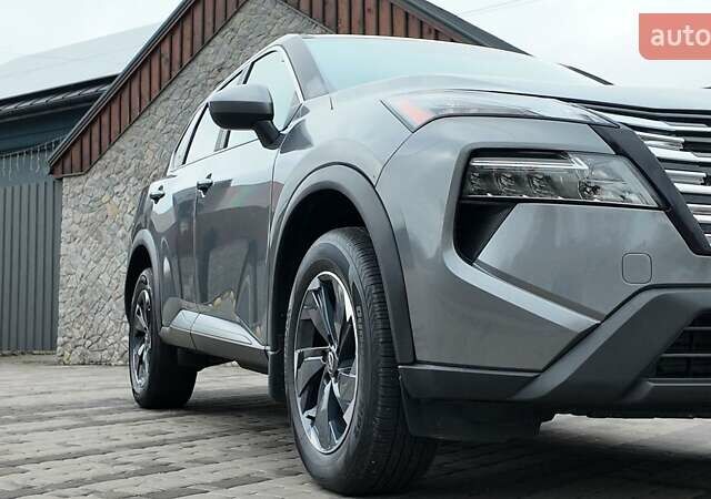 Сірий Ніссан Rogue, об'ємом двигуна 1.5 л та пробігом 4 тис. км за 25800 $, фото 2 на Automoto.ua