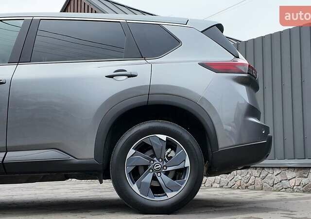 Сірий Ніссан Rogue, об'ємом двигуна 1.5 л та пробігом 4 тис. км за 25800 $, фото 5 на Automoto.ua