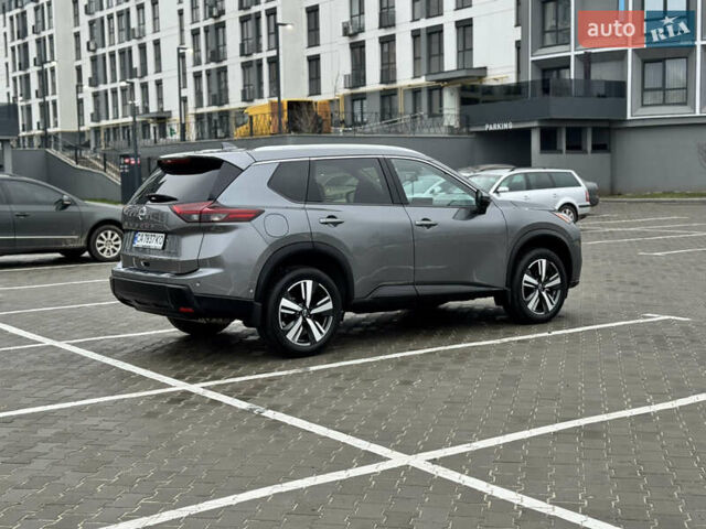 Серый Ниссан Rogue, объемом двигателя 1.5 л и пробегом 3 тыс. км за 26700 $, фото 8 на Automoto.ua