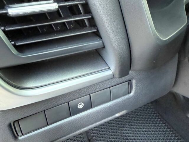 Сірий Ніссан Rogue, об'ємом двигуна 0 л та пробігом 6 тис. км за 25800 $, фото 13 на Automoto.ua